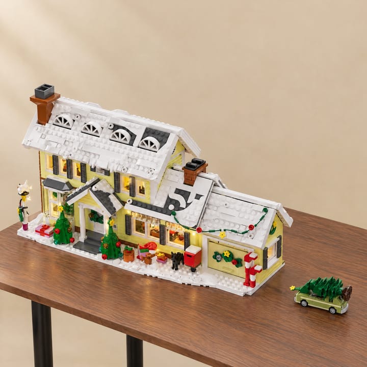 The Snow Village Build, 1484 pieces
