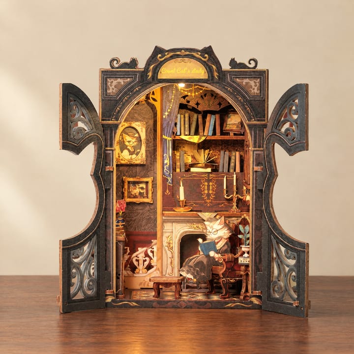Count Cat's Study Book Nook